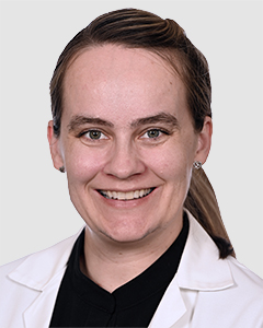 Chamberlin_Kelly_Labcoat_Web